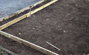 artificial grass bury